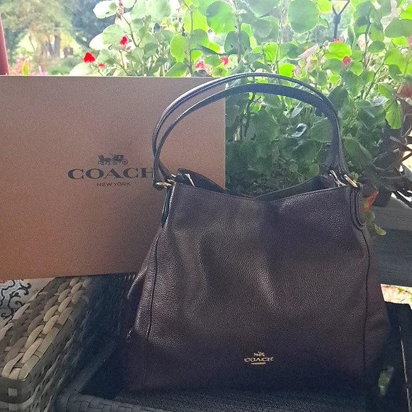 NEW COACH EDIE 31 Turnlock Burgundy, Oxblood Pebble Leather Shoulder - Picture 3 of 16